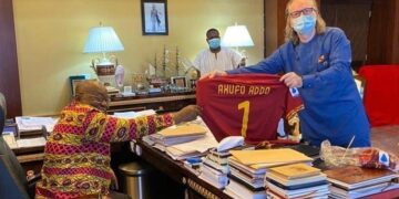 President Akufo-Addo receives a customized jersey from AS Roma