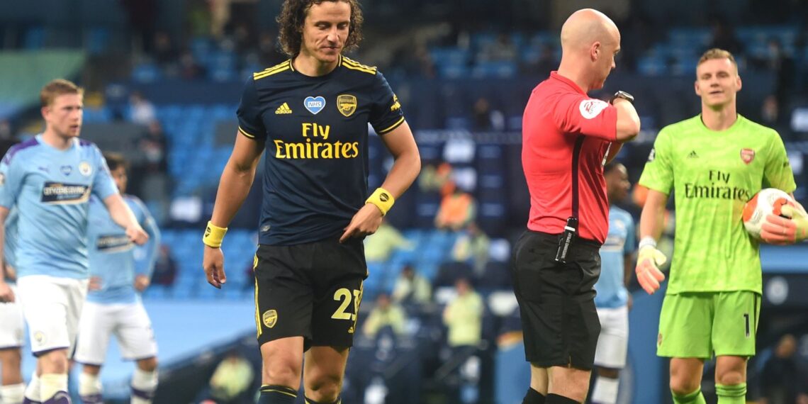 Luiz sent off as Man City beat Arsenal