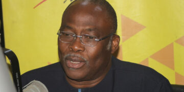 Video: Ekwow Spio-Garbrah proposes marriage to his girlfriend