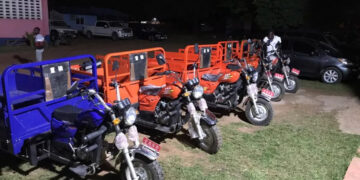 NPP Decides: Mike Oquaye Jnr donates motor tricycles to Dome Kwabenya constituency office