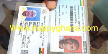 Comparison between the old voter’s ID Card and new voter’s card