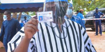 Photos: Bawumia registers for new voter ID