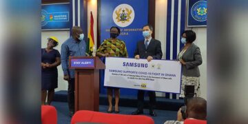 Mr.-Eugene-Nahm-Managing-Director-of-Samsung-Ghana-made-the-presentation-to-the-Government-of-Ghana