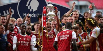 Aubameyang fires Arsenal to FA Cup glory