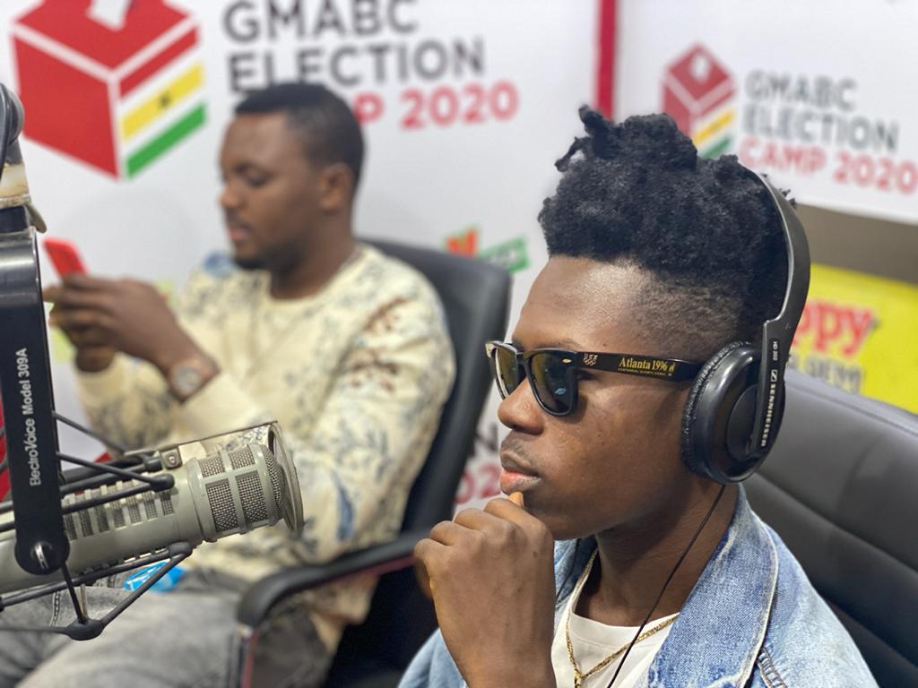 Media, fans force us to live lavishly - Strongman