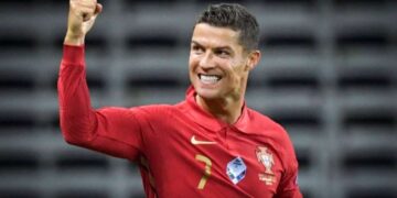 Ronaldo passes 100 goals for Portugal