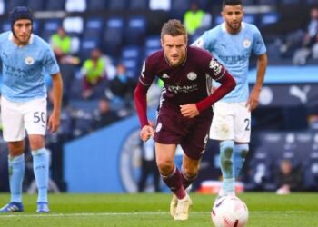 Leicester thrash Man City as Vardy hits hat trick