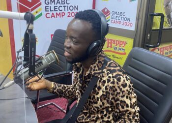 Here is why Akwaboah cleaned his lips after kissing his wife on wedding day