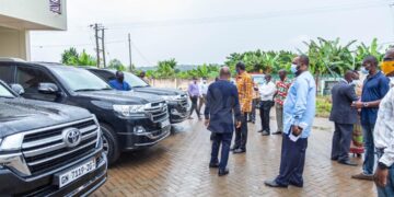 Three New Universities receive four new vehicles each from government