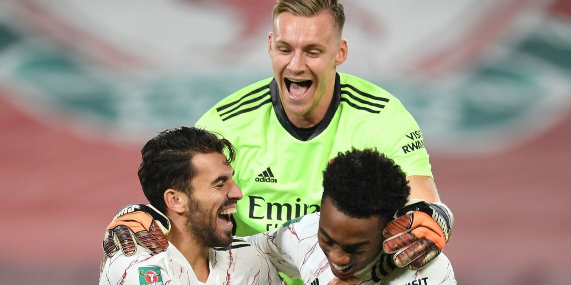 Arsenal beat Liverpool on penalties to reach quarter-finals