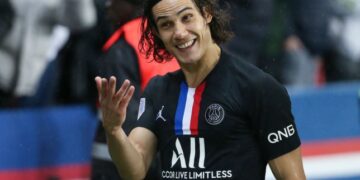 Man United sign Cavani on a one-year deal