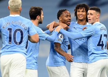 Sterling strike the difference as Man City beat Arsenal