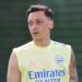 Ozil dropped from Arsenal Europa League squad
