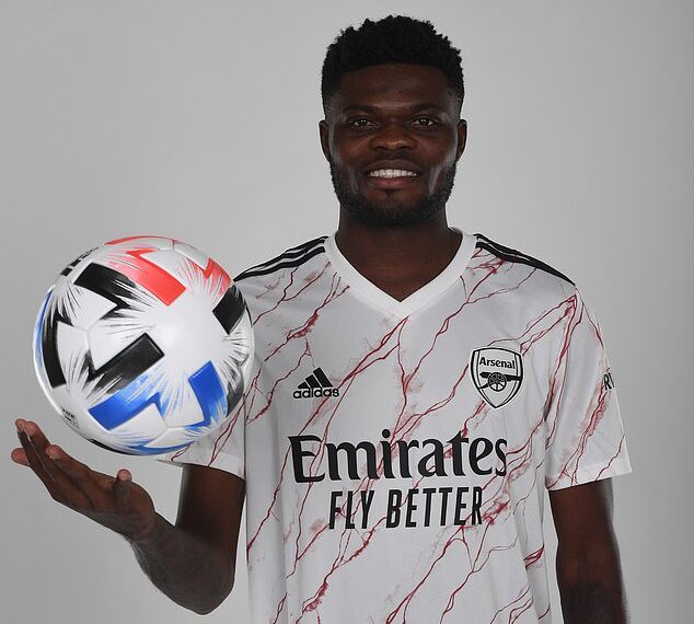 Arsenal unveil new signing Thomas Partey