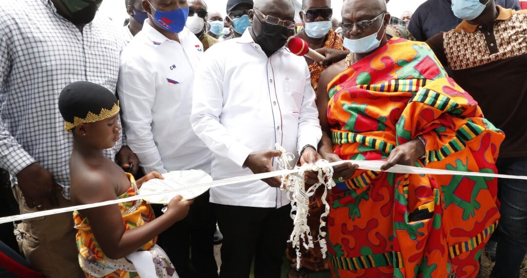 Vice President Commissions 1,000 tonne warehouse at Asaam