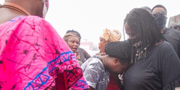 Photos: Prof Opoku-Agyemang visits victims of Circle-Odawna Market fire