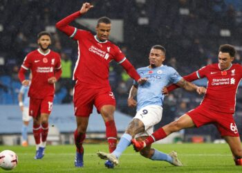 Liverpool, City draw as De Bruyne misses penalty