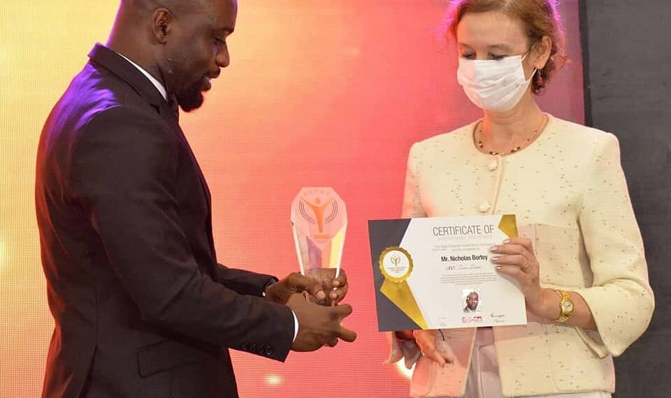 Nicholas Bortey wins Industry CEO Award