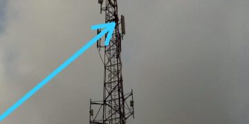 Election 2020: Man refuses to descend from Mast until Nana Addo wins