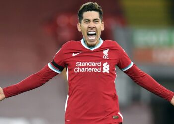 Firmino 90th-minute winner lifts Liverpool above Spurs