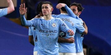 Man City cruise past Chelsea to go fifth