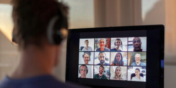 Best practices for Zoom board meetings at early-stage startups