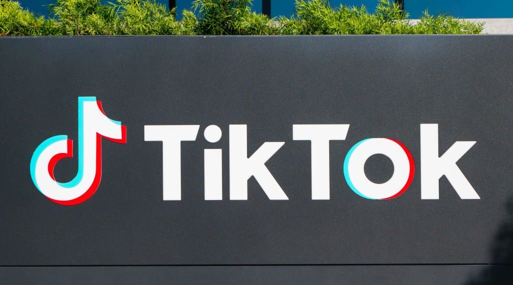 TikTok becomes a political battleground in Russia