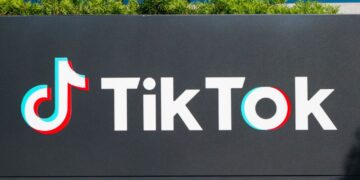 TikTok becomes a political battleground in Russia