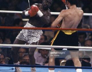 Today In Sports History: Azumah Nelson defends WBC Super Featherweight title against Martinez