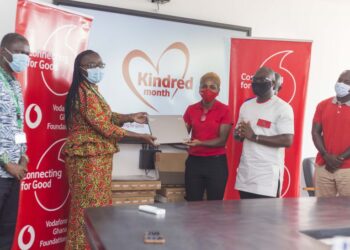 vodafone-knust donation