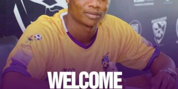 Medeama sign Zakaria Mumuni on a two-year deal