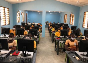Staff of Vodafone spearhead four community CSR projects