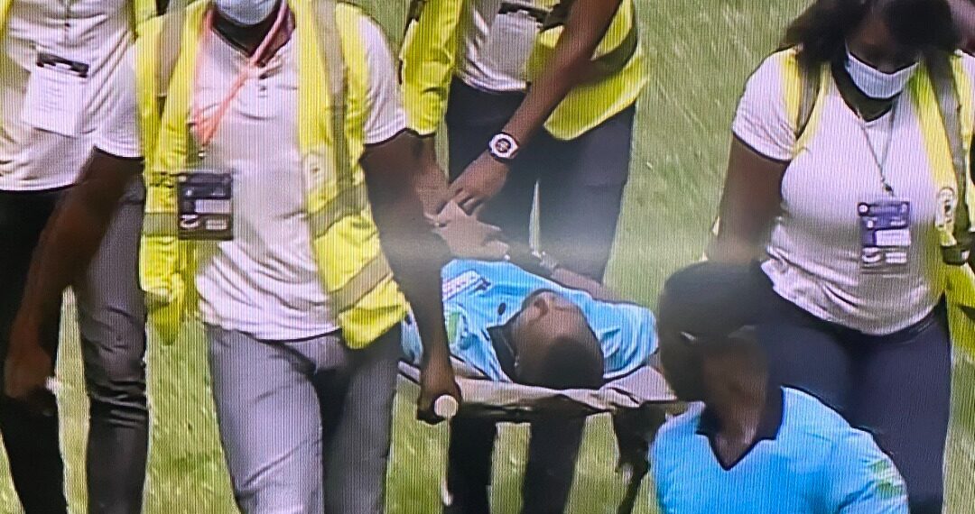 Ghanaian referee collapses whilst officiating AFCON qualifier between Cote d’Ivoire and Ethiopia
