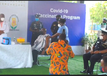 Playback: Vice President Bawumia takes COVID 19 vaccine