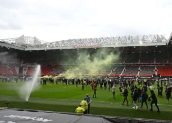 Manchester United v Liverpool game postponed after fan protest