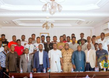 Ministry of Youth and Sports present $5000 reward promise to Black Satellites players