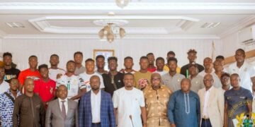 Ministry of Youth and Sports present $5000 reward promise to Black Satellites players