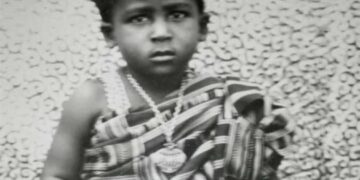 Community abuses and banishes man for failing to perform rituals