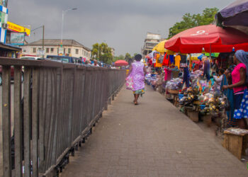 AMA hints of expansion of markets to rid pedestrian walkways of traders