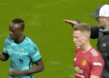 Liverpool’s Jurgen Klopp to speak to Sadio Mane after handshake snub