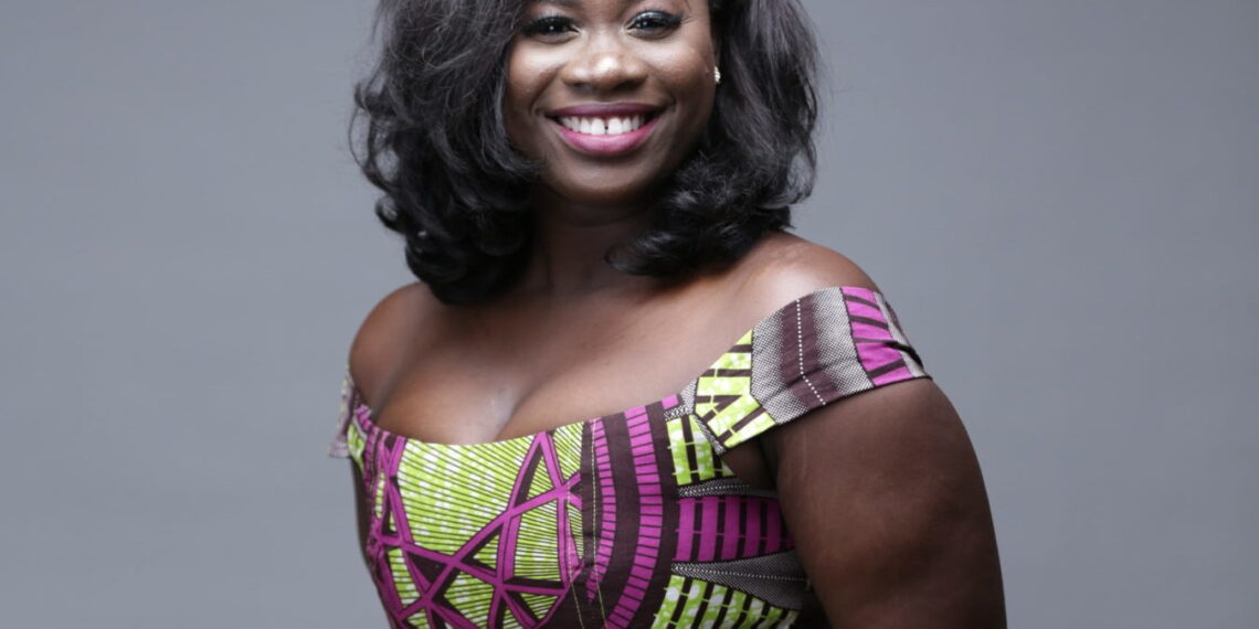 eTV Ghana’s Mercy Bee wins Best TV Personality award