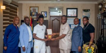 Sports Minister Mustapha Ussif offers support to Chelsea star Hudson-Odoi