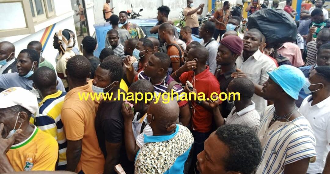 Photos: Massive rush for tickets ahead of Super Clash