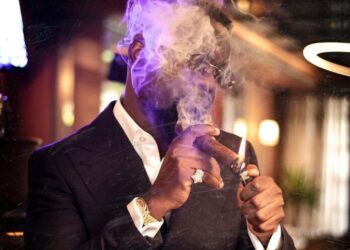 CSOs go hard on Sarkodie over ‘smoking pictures’