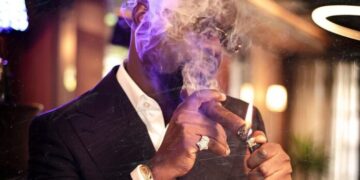 CSOs go hard on Sarkodie over ‘smoking pictures’