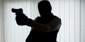 Robbers attack mourners; runaway with funeral cash