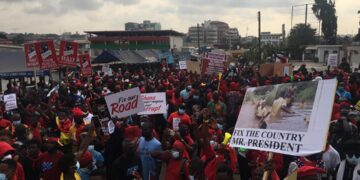 FixTheCountry: Here is what Ghanaian youth are saying with placards*