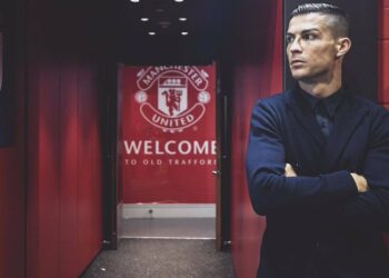 Breaking News: Manchester United in talks to sign Cristiano Ronaldo