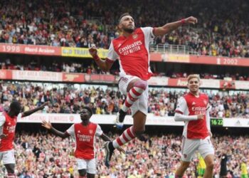 Arsenal end goalless run and claim first win of the season
