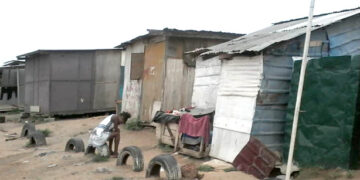 About 2.1 m structures are metal containers, kiosks and wooden structures – Ghana Statistical Service